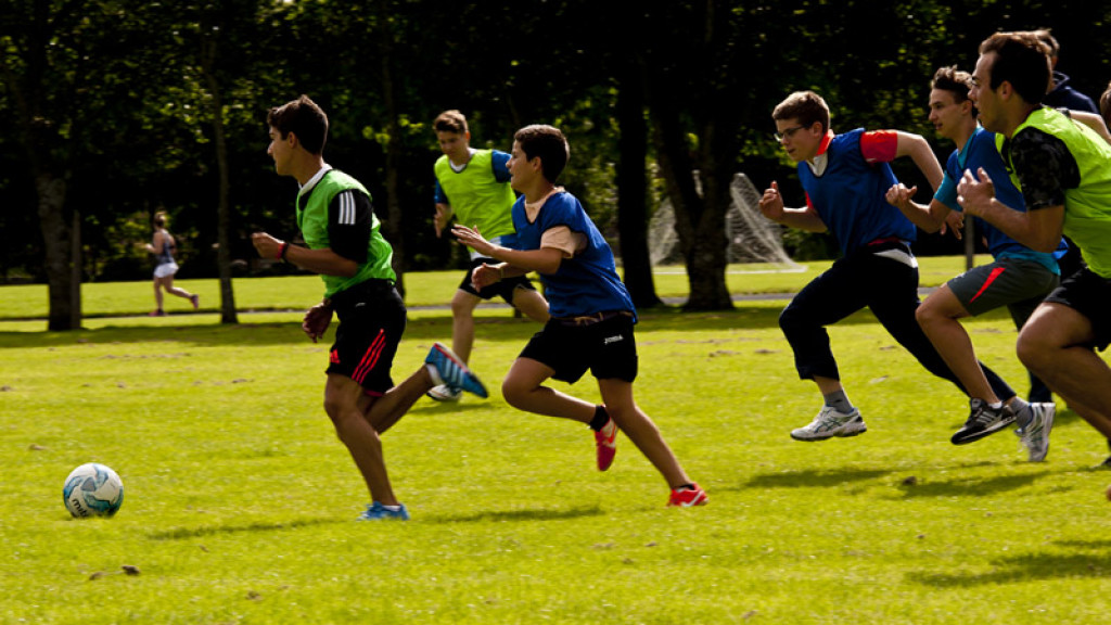 Englischunterricht_und_Nachmittagsaktivitaten_Ennis_Irland