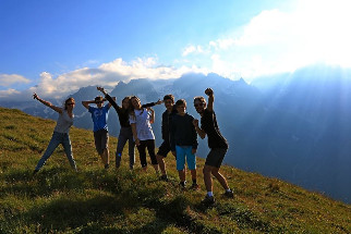 Überlebens- und Abenteuercamp mit Frilingue