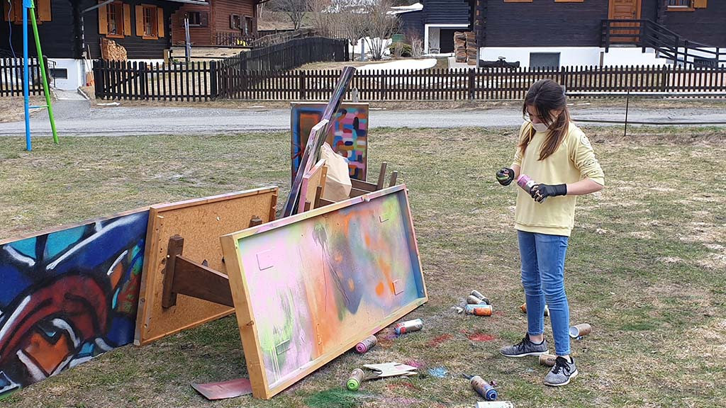 Feriencamp_für_Kinder_in_der_Westschweiz_-_Französisch_oder_Englisch_lernen_-_Frühlingsferien_-_Wallis