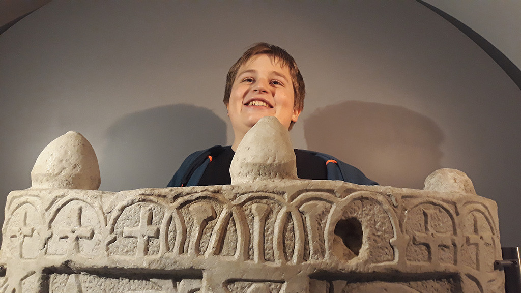 Französisch,_Deutsch_oder_Englisch_lernen_-_Jugendliche_-_Schweiz_-_Wallis_-_Frühlingsferien