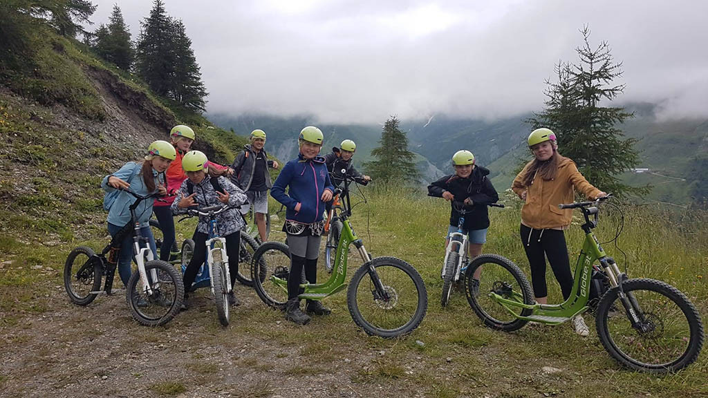 Liddes_Switzerland_kids_learning_English,_German_or_French